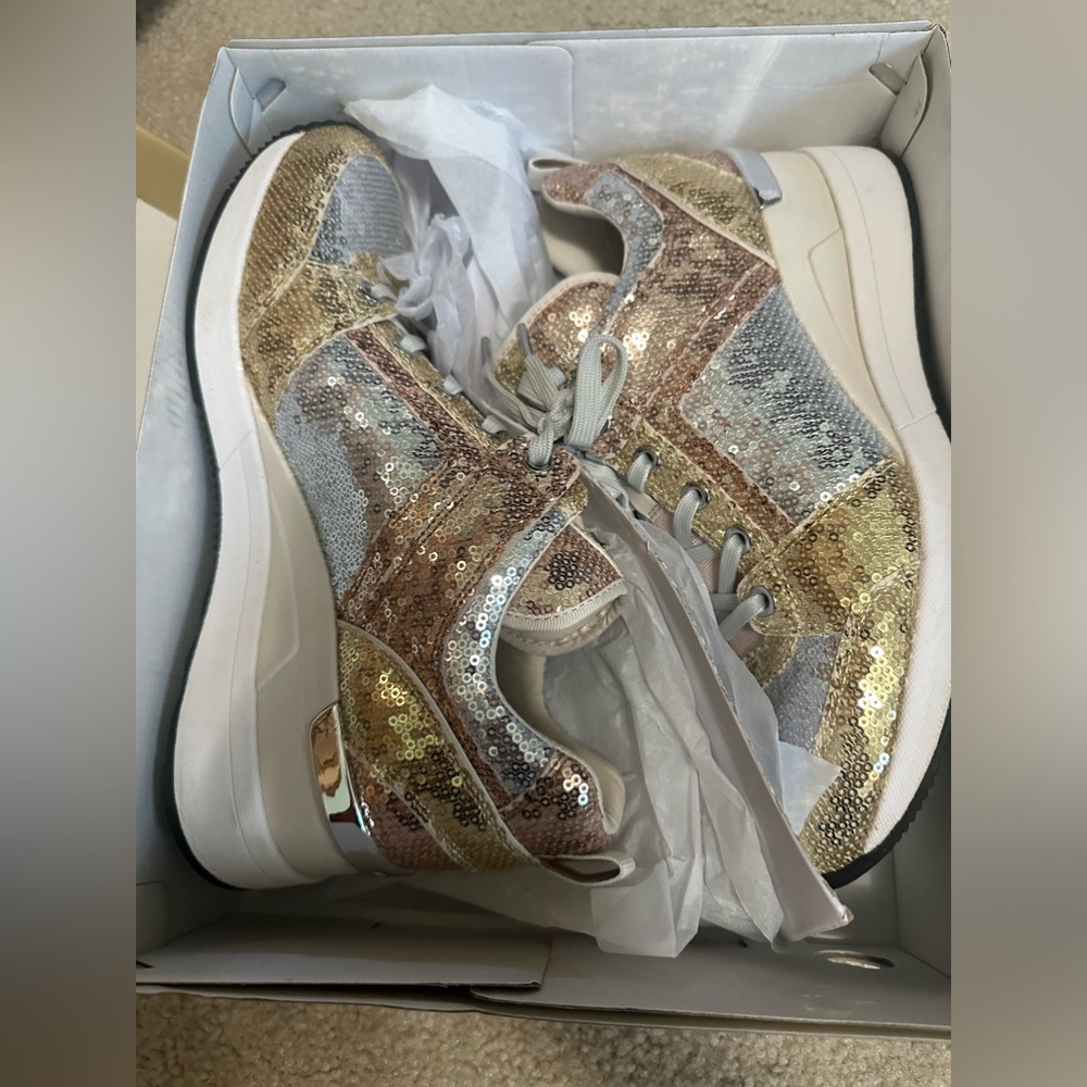 Michael Kors Georgie Trainer Shoes Size 9.5M